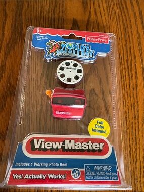 BNIB World’s Smallest Fisher Price View Master (really works)